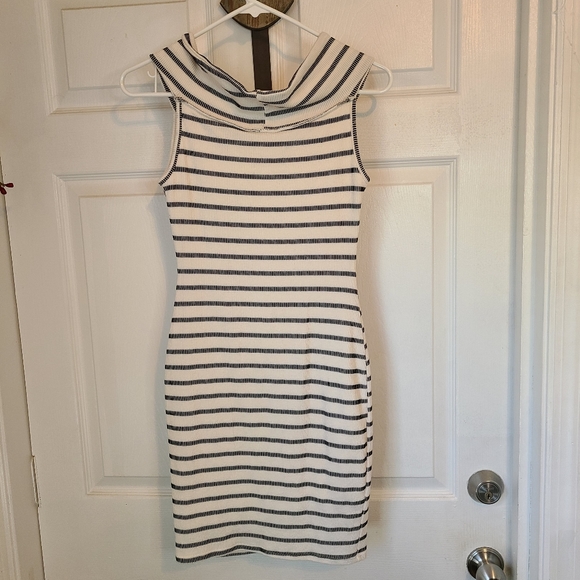 (1171) Hottie World Woman's Sleeveless Midi Dress, Small Color: Black/White - Picture 10 of 10